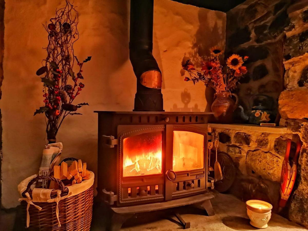 הלסטון Farm Accommodation - The Lizard Peninsula, Cornwall מראה חיצוני תמונה